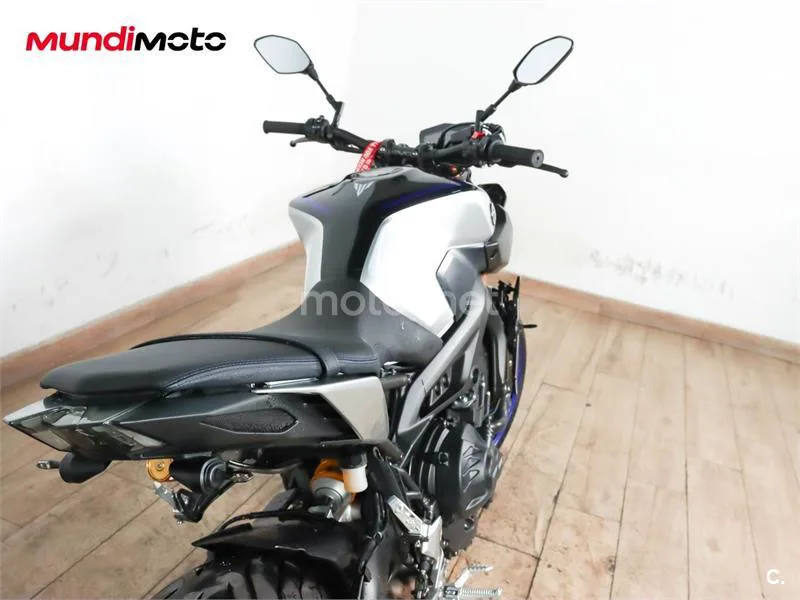 Yamaha MT-09 – Vista 4