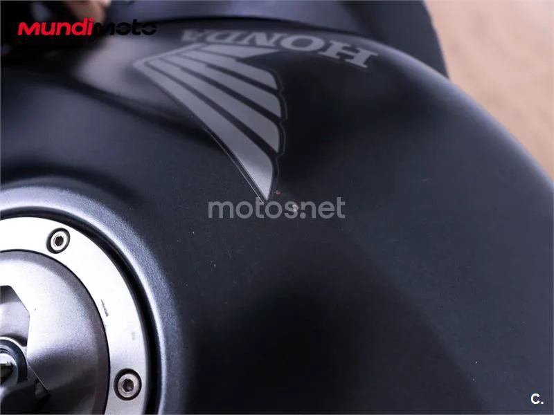 Honda CB 650 F – Vista 17