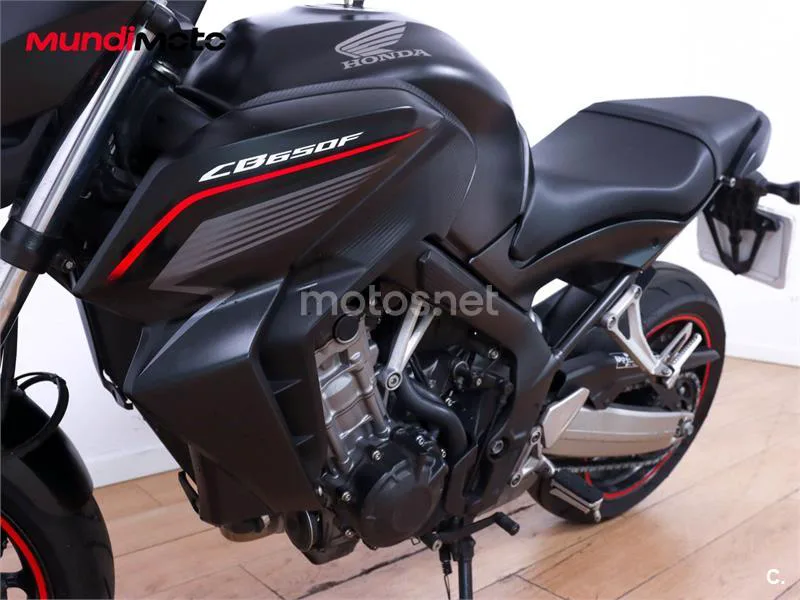 Honda CB 650 F – Vista 10