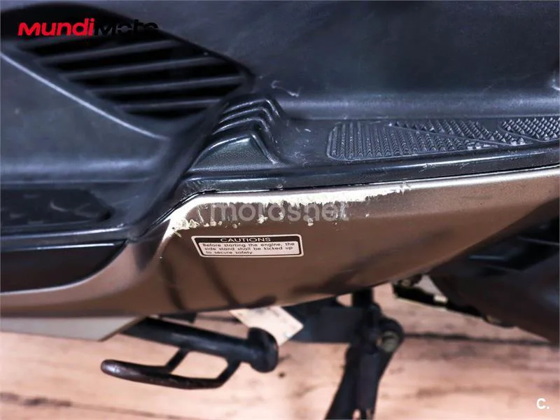 Kymco Super Dink 300 – Vista 27