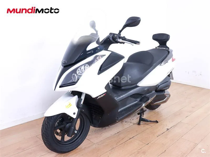 Kymco Super Dink 300 – Vista 7