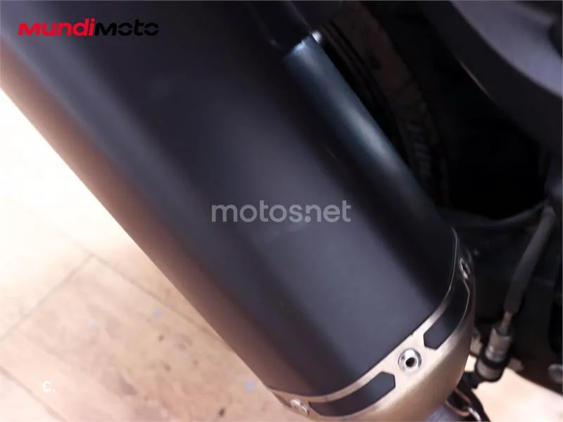 Yamaha TMAX 530 – Vista 22