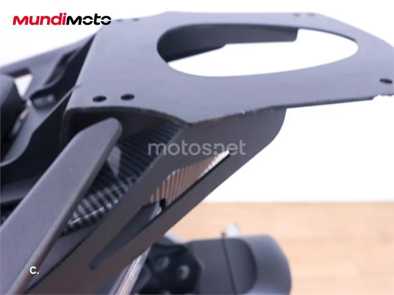 Yamaha TMAX 530 – Vista 25