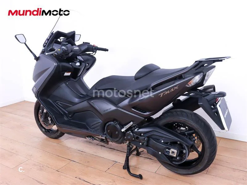Yamaha TMAX 530 – Vista 8