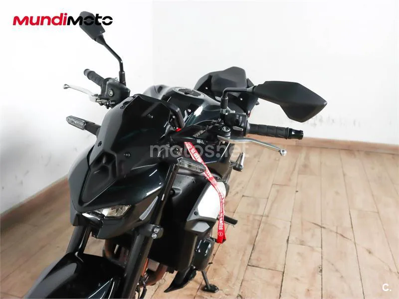 Kawasaki Z900 – Vista 10