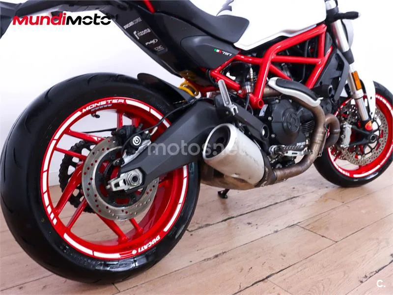 Ducati Monster 797 – Vista 4