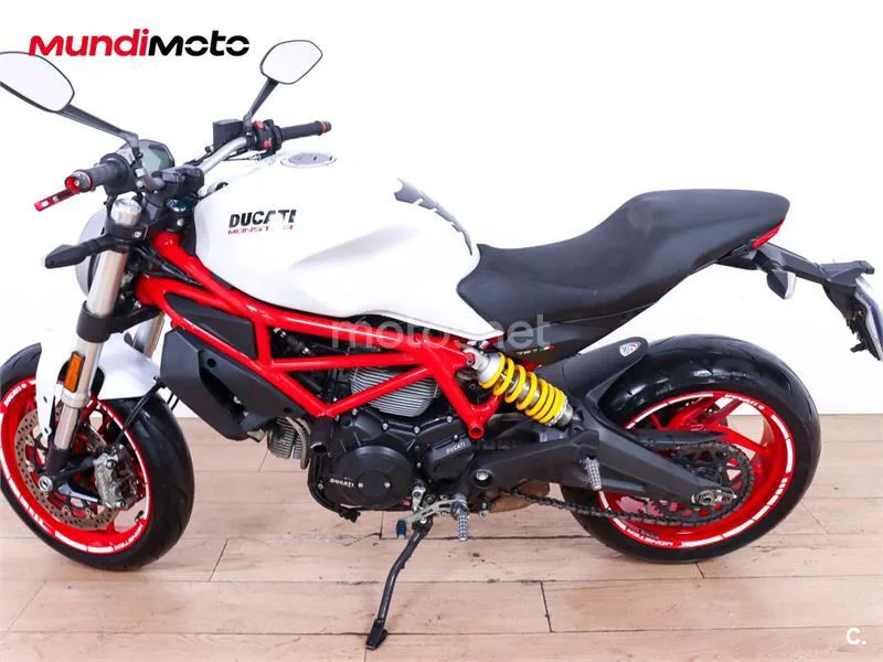 Ducati Monster 797 – Vista 6