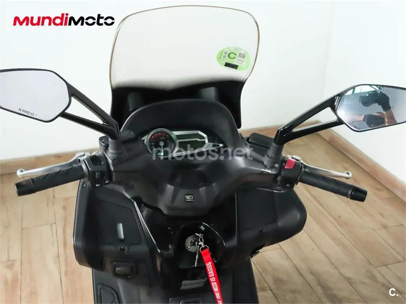 Kymco Xciting 400 – Vista 11