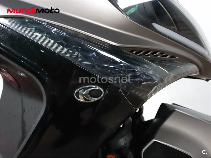 Kymco Xciting 400 – Vista 22
