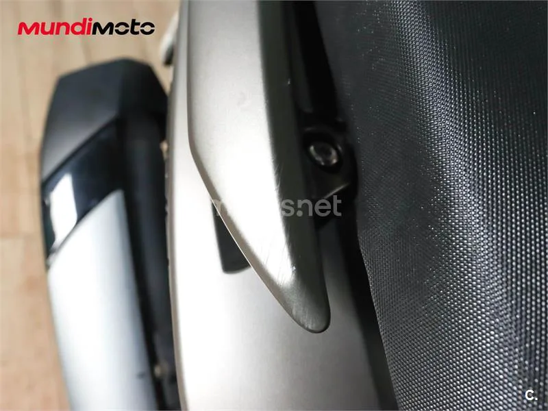 Kymco Xciting 400 – Vista 27