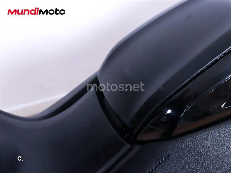 Yamaha TMAX 530 – Vista 19