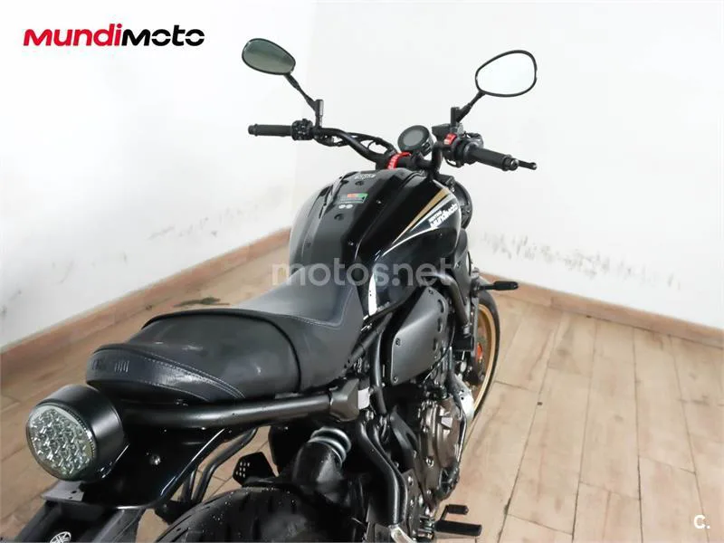 Yamaha XSR 700 – Vista 4
