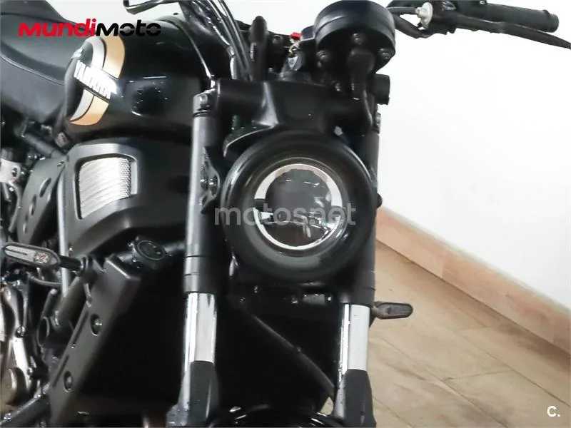 Yamaha XSR 700 – Vista 5