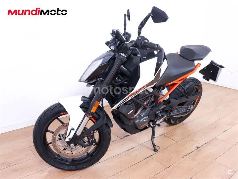 KTM 125 – Vista 7