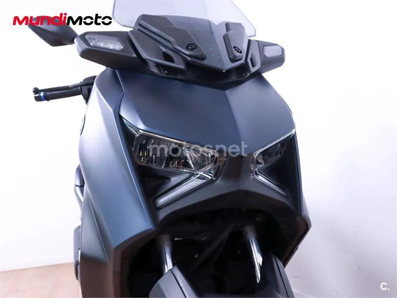 Yamaha XMAX 300 – Vista 5