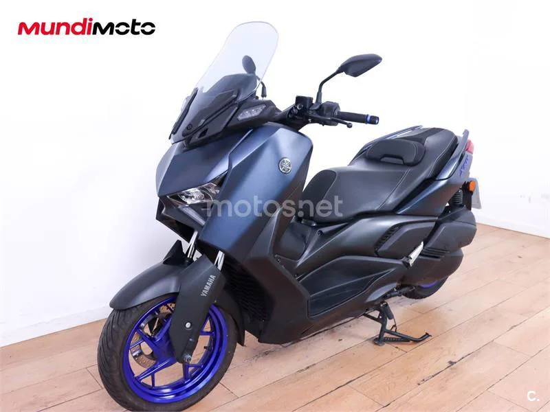 Yamaha XMAX 300 – Vista 7