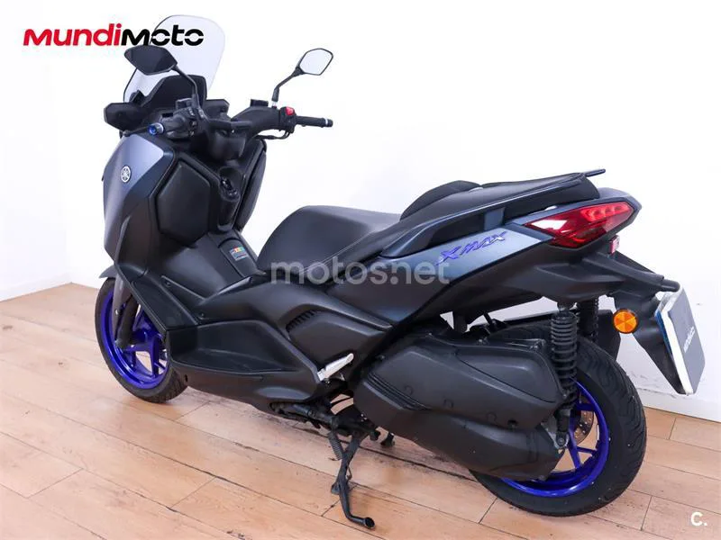 Yamaha XMAX 300 – Vista 8