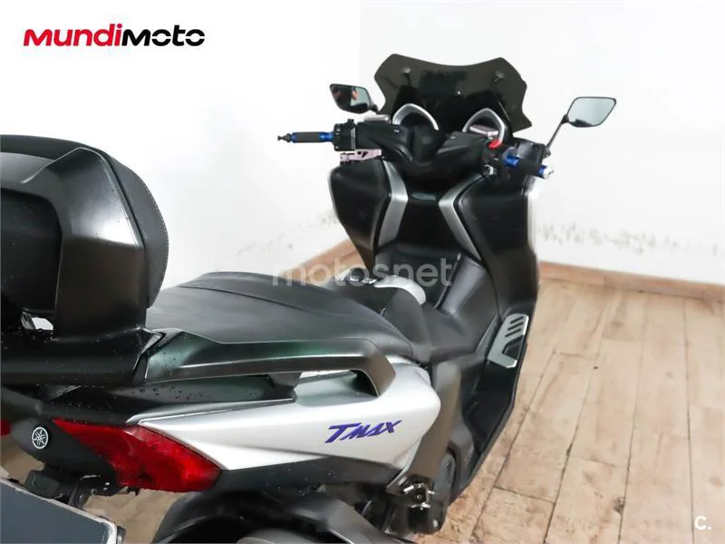 Yamaha TMAX 530 – Vista 4