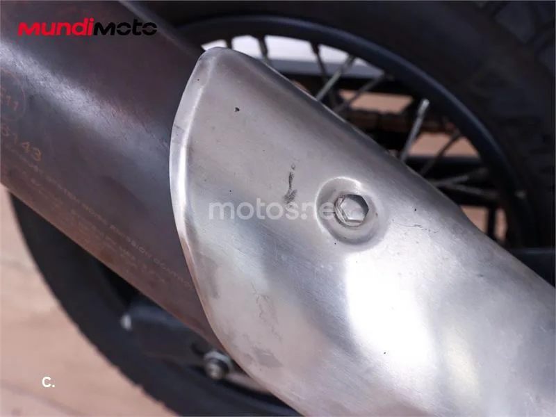 Royal Enfield Himalayan 410 – Vista 22