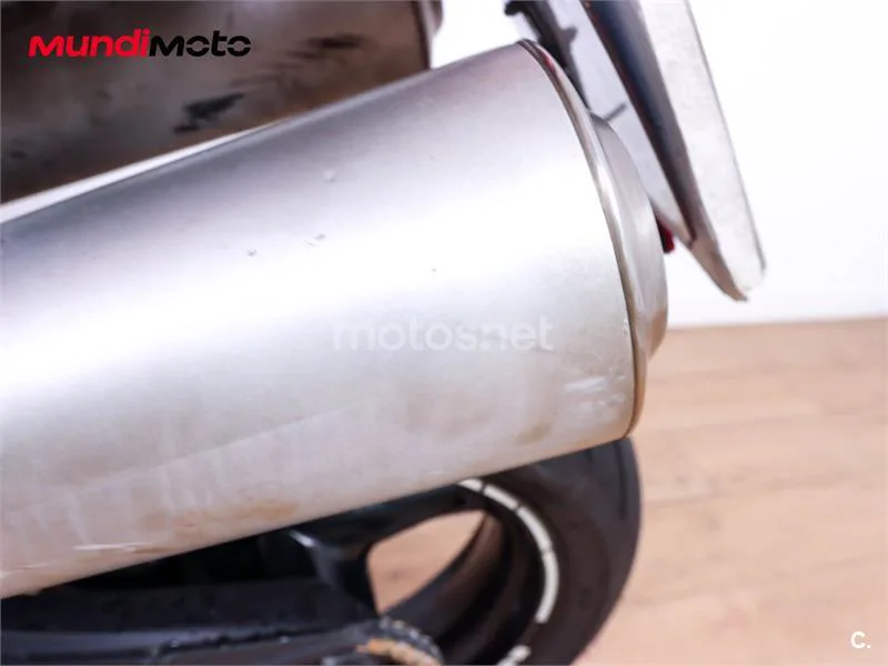 Ducati Monster 696 – Vista 21