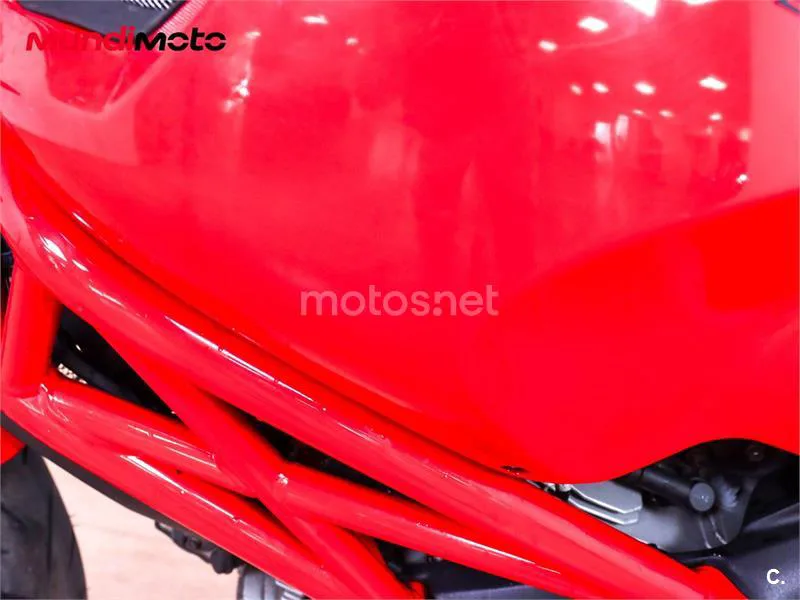 Ducati Monster 696 – Vista 23