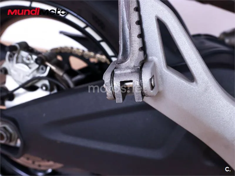 Ducati Monster 696 – Vista 27