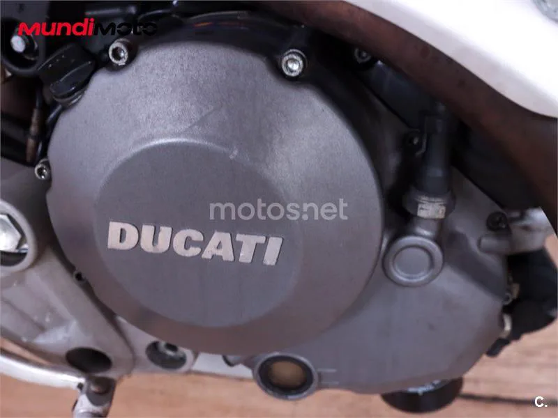 Ducati Monster 696 – Vista 29