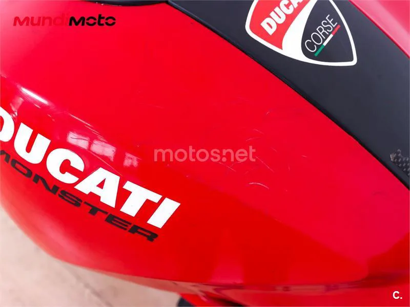 Ducati Monster 696 – Vista 32