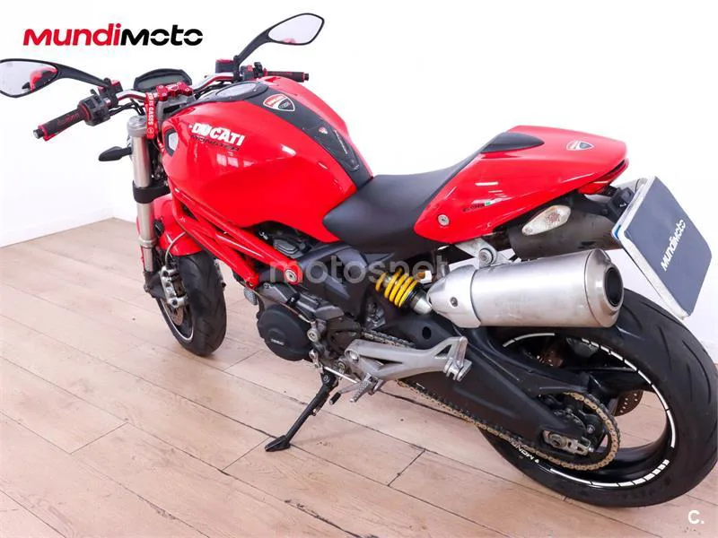 Ducati Monster 696 – Vista 8