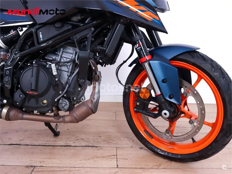 KTM 125 – Vista 17