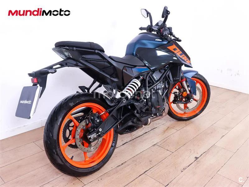 KTM 125 – Vista 3