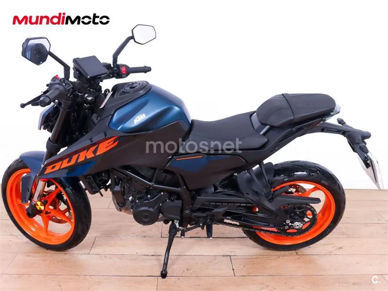 KTM 125 – Vista 6