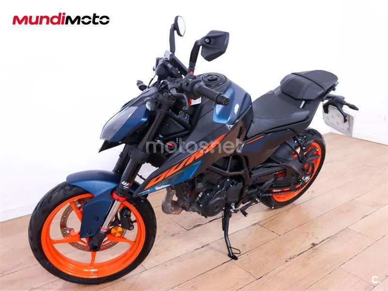 KTM 125 – Vista 7
