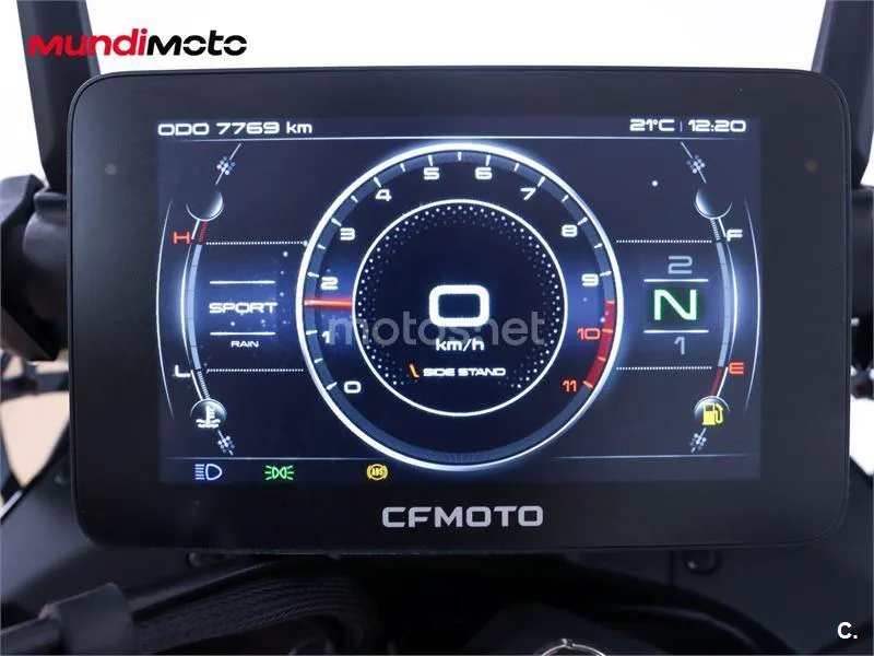 CFMOTO 800MT – Vista 12