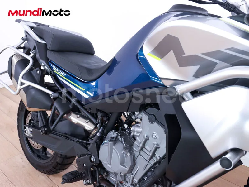 CFMOTO 800MT – Vista 40
