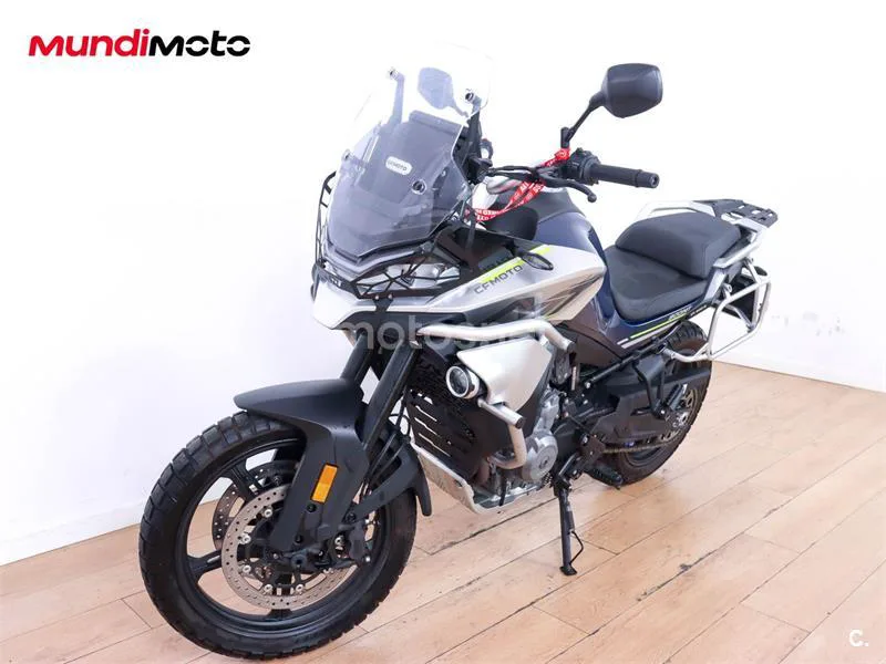 CFMOTO 800MT – Vista 7
