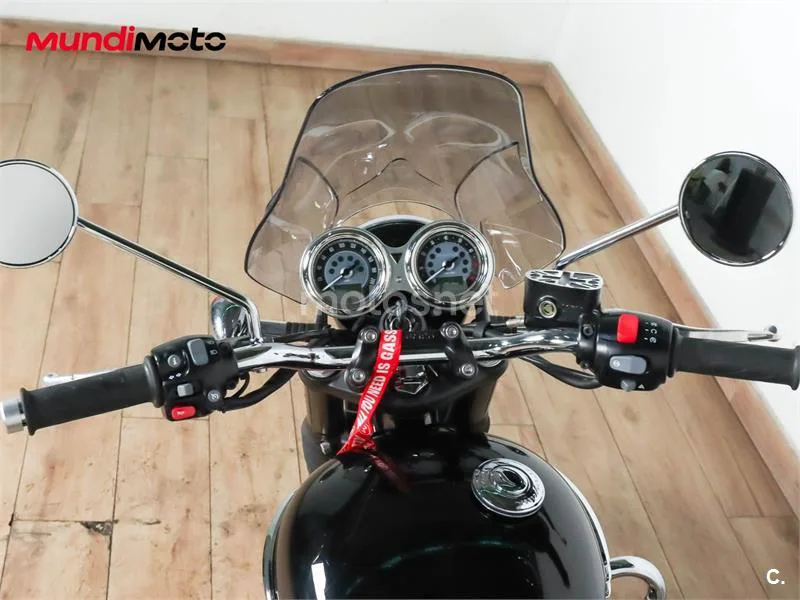 Triumph Bonneville T120 – Vista 11