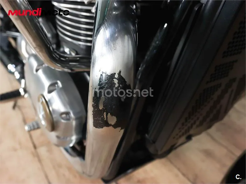 Triumph Bonneville T120 – Vista 13