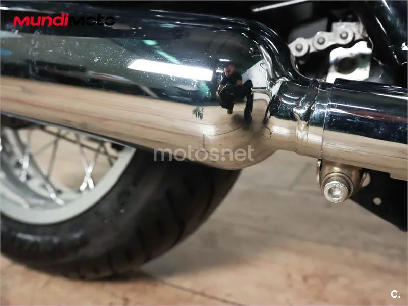 Triumph Bonneville T120 – Vista 17