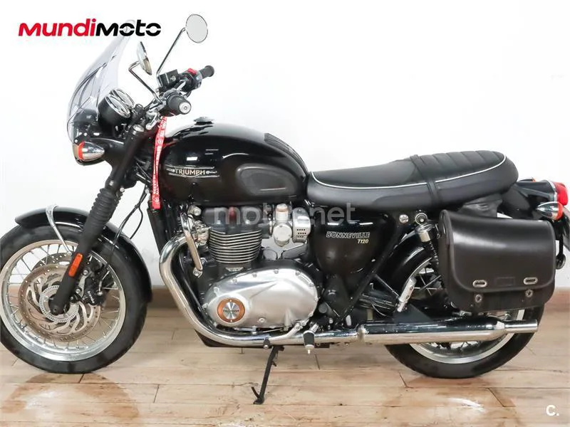 Triumph Bonneville T120 – Vista 6