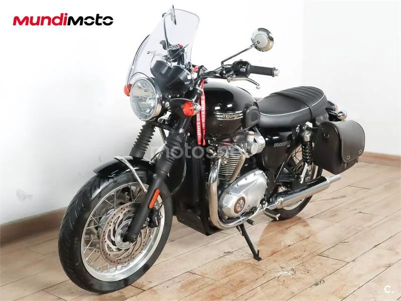 Triumph Bonneville T120 – Vista 7