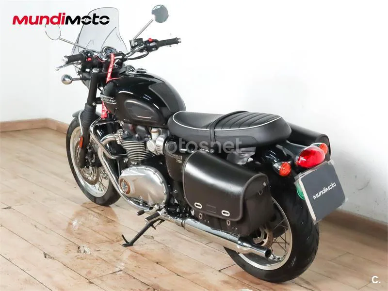 Triumph Bonneville T120 – Vista 8