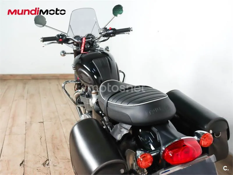 Triumph Bonneville T120 – Vista 9