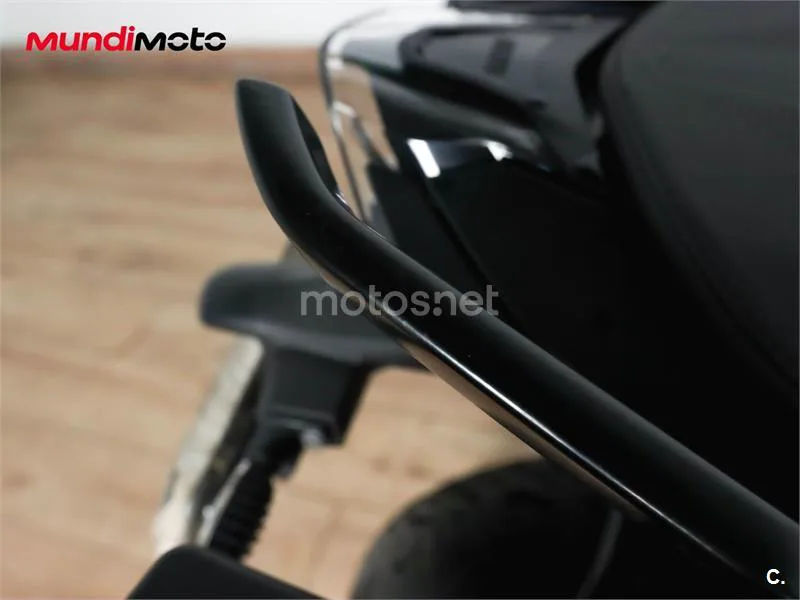 BMW R 1250 R – Vista 13