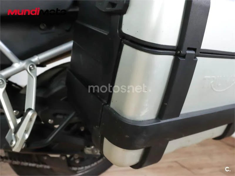 Triumph Tiger 900 – Vista 16