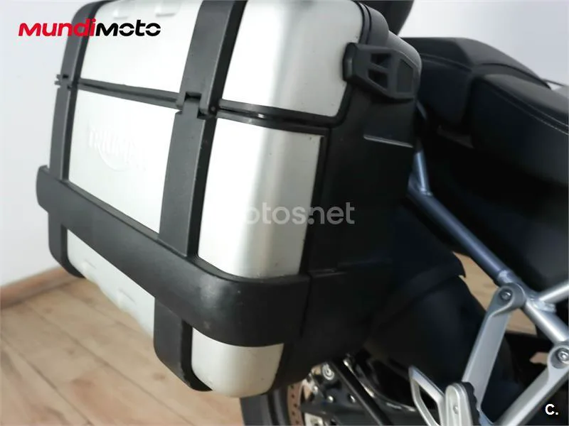 Triumph Tiger 900 – Vista 26