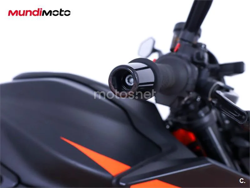 KTM 1390 Super Duke R – Vista 13
