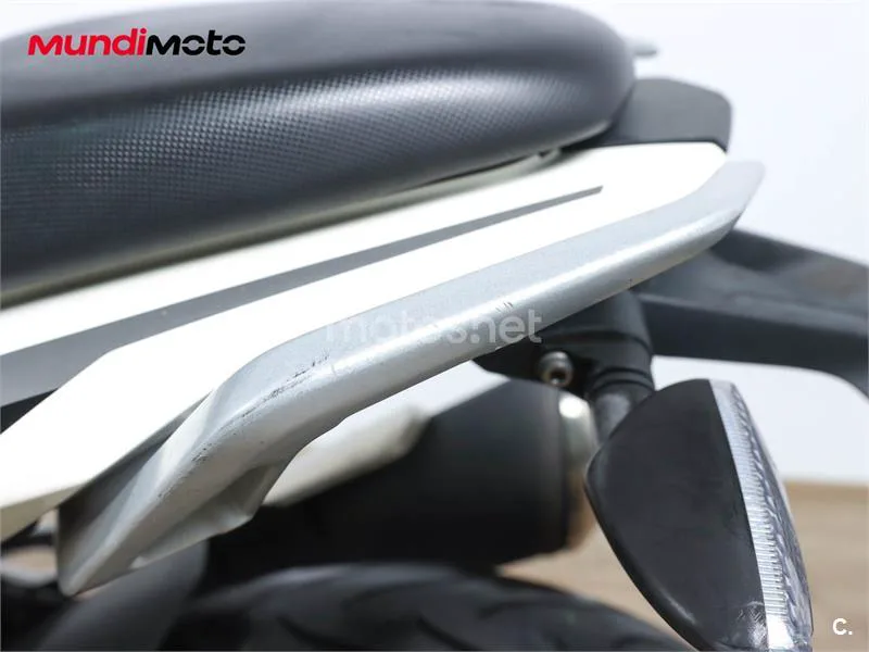 BMW G 310 R – Vista 14