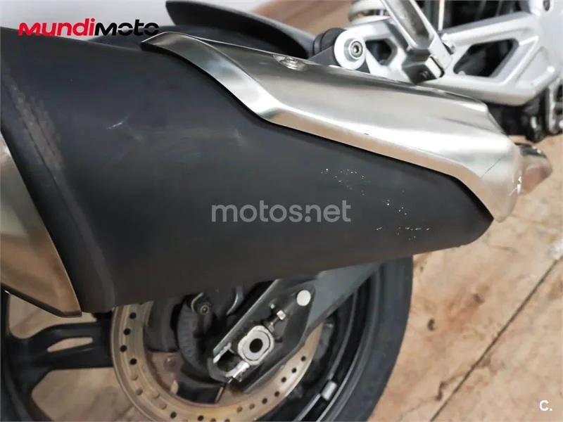 BMW G 310 R – Vista 15