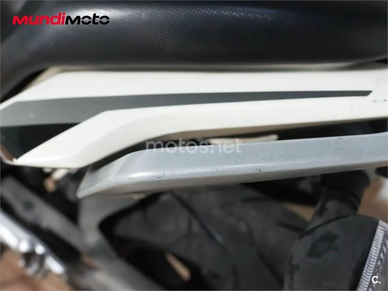 BMW G 310 R – Vista 33